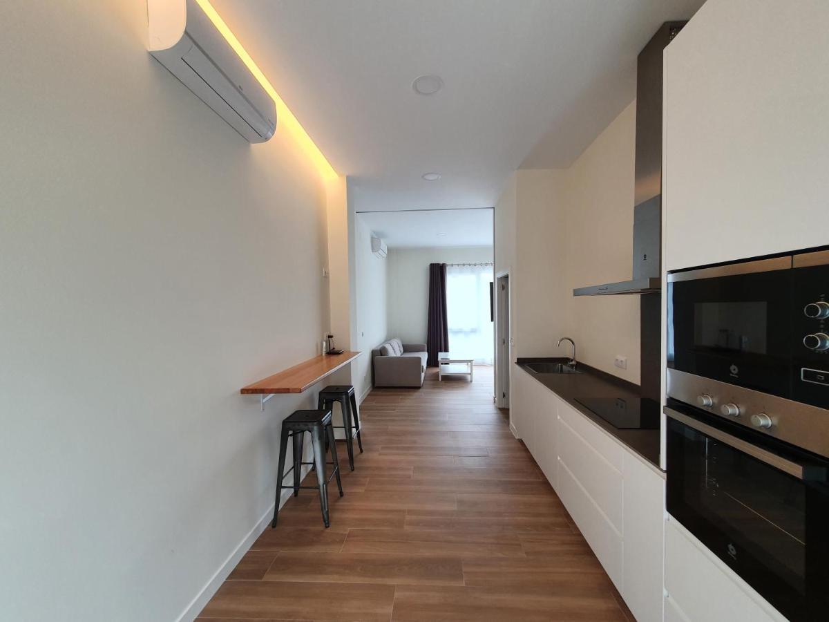 Redondela Apartments - Bedroom, Bathroom & Kitchen Exterior foto
